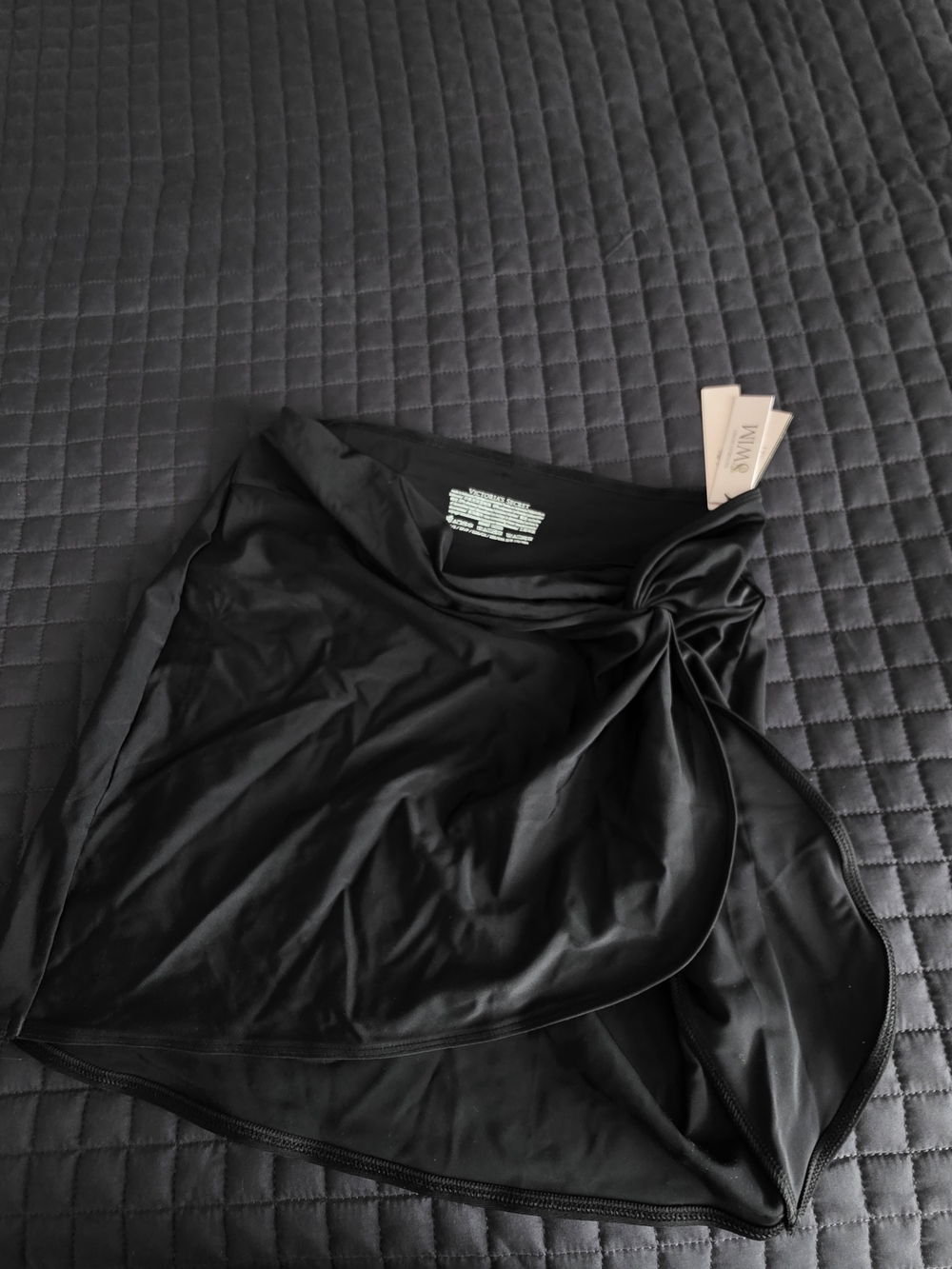 NEW Victoria's Secret Black Twist-Detail Mini Skirt
